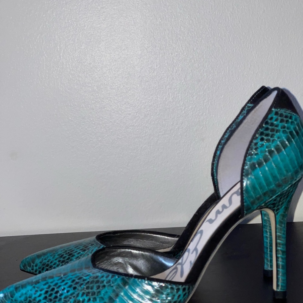 Sam Edelman Blue Stiletto Heels with Snakeskin Pattern